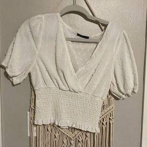 ❤️‍🔥4/$20 - White Cropped Blouse